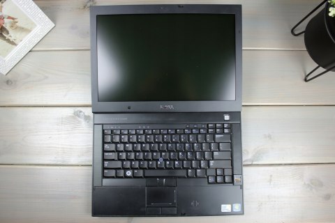 LAPTOP DELL LATITUDE E6400 C2D 4GB 320HDD WXGA DVD