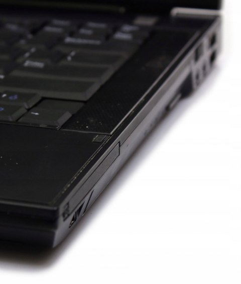 LAPTOP DELL LATITUDE E6400 C2D 4GB 320HDD WXGA DVD