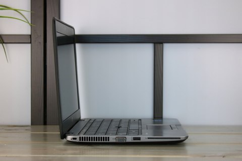 LAPTOP HP ELITEBOOK 820 G2 I5 5GEN 4GB 1TB SSD W10