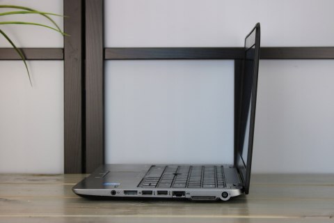 LAPTOP HP ELITEBOOK 820 G2 I5 5GEN 4GB 240SSD W10