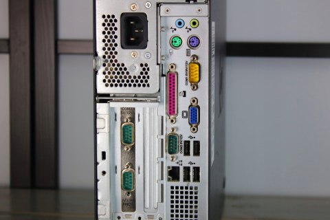 KOMPUTER HP RP5700 PENTIUM 4GB 80HDD LPT COM RS232
