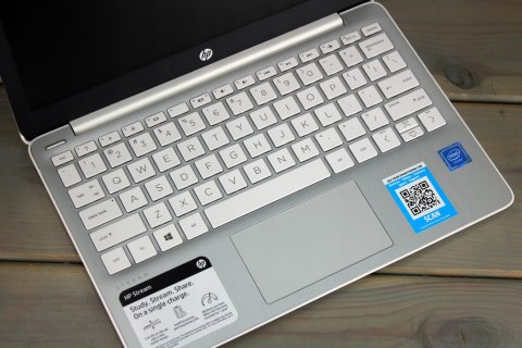 LAPTOP HP STREAM 11 CELERON 4GB DDR4 32GB SSD W10