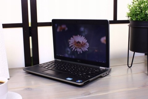 Dell Latitude E6220 Intel Core i5 8GB 240GB SSD Windows 10 Pro 12"