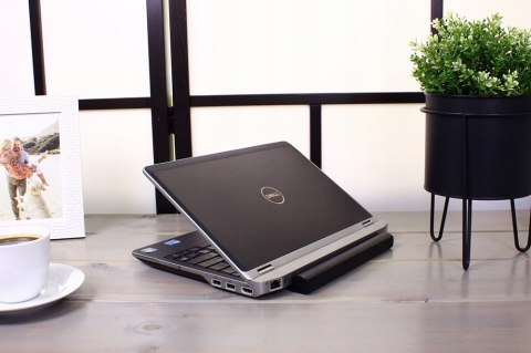 Dell Latitude E6220 Intel Core i5 8GB 240GB SSD Windows 10 Pro 12"