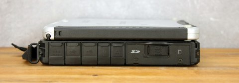 WZMACNIANY LAPTOP PANASONIC CF-18 PENTIUM 2GB COM