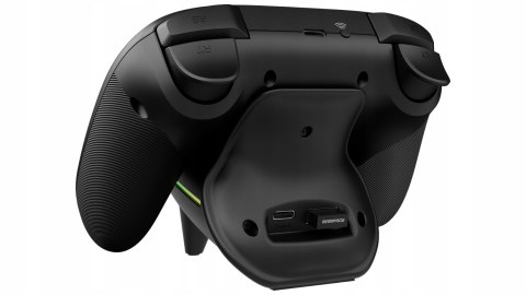 Rampage Hydra Pro Kontroler Bezprzewodowy RGB z Stacją Ładującą Wygodny