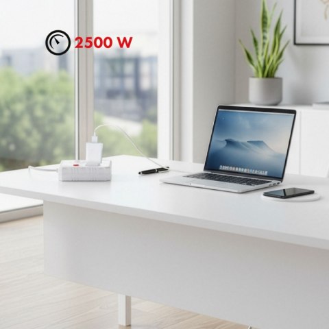 Maclean Listwa zasilająca 2 gniazda MCE387 W 3xUSB, 110-240V AC 50/60Hz, 2.1A max 2500W, 1.5m, biała