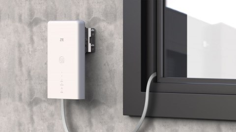 ZTE Router MC889 ODU 5G + zestaw do montażu na szybie Gecko Window Type
