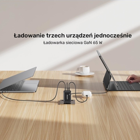 Ładowarka Unitek GaN 65 W PD 3.0 2x USB-C 1x USB-A Nintendo Switch 2 Czarna