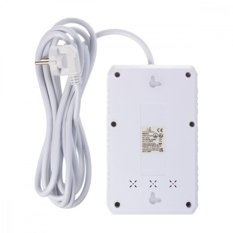 Maclean Listwa zasilająca MCE393 W 4 gniazdka, 3xUSB, 110-240V AC 50/60Hz. 2.1A max 2500W, 3m biała