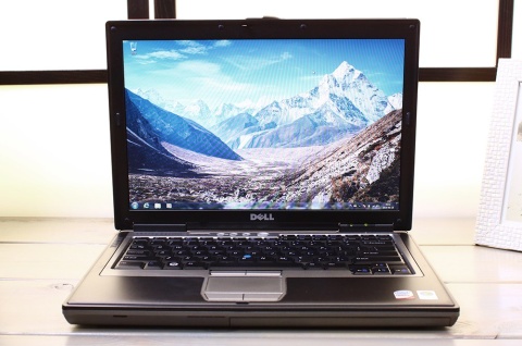 LAPTOP DELL D630 C2D 4GB 80HDD DVD RS232 WIFI USB