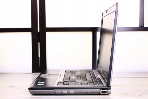 LAPTOP DELL D620 C2D 4GB 240SSD DVD RS232 WIFI USB