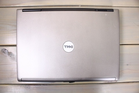 LAPTOP DELL D620 C2D 4GB 240SSD DVD RS232 WIFI USB