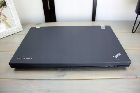 LAPTOP LENOVO THINKPAD T520 I5 8GB 240SSD HD+ W10